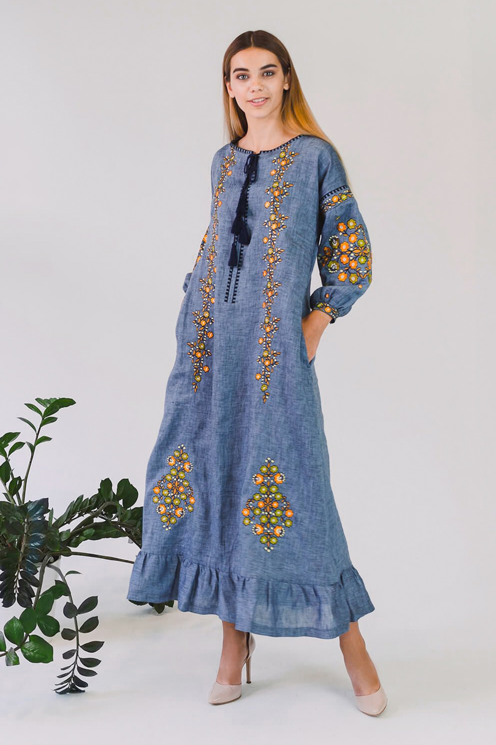 Жіноча вишита сукня Denim