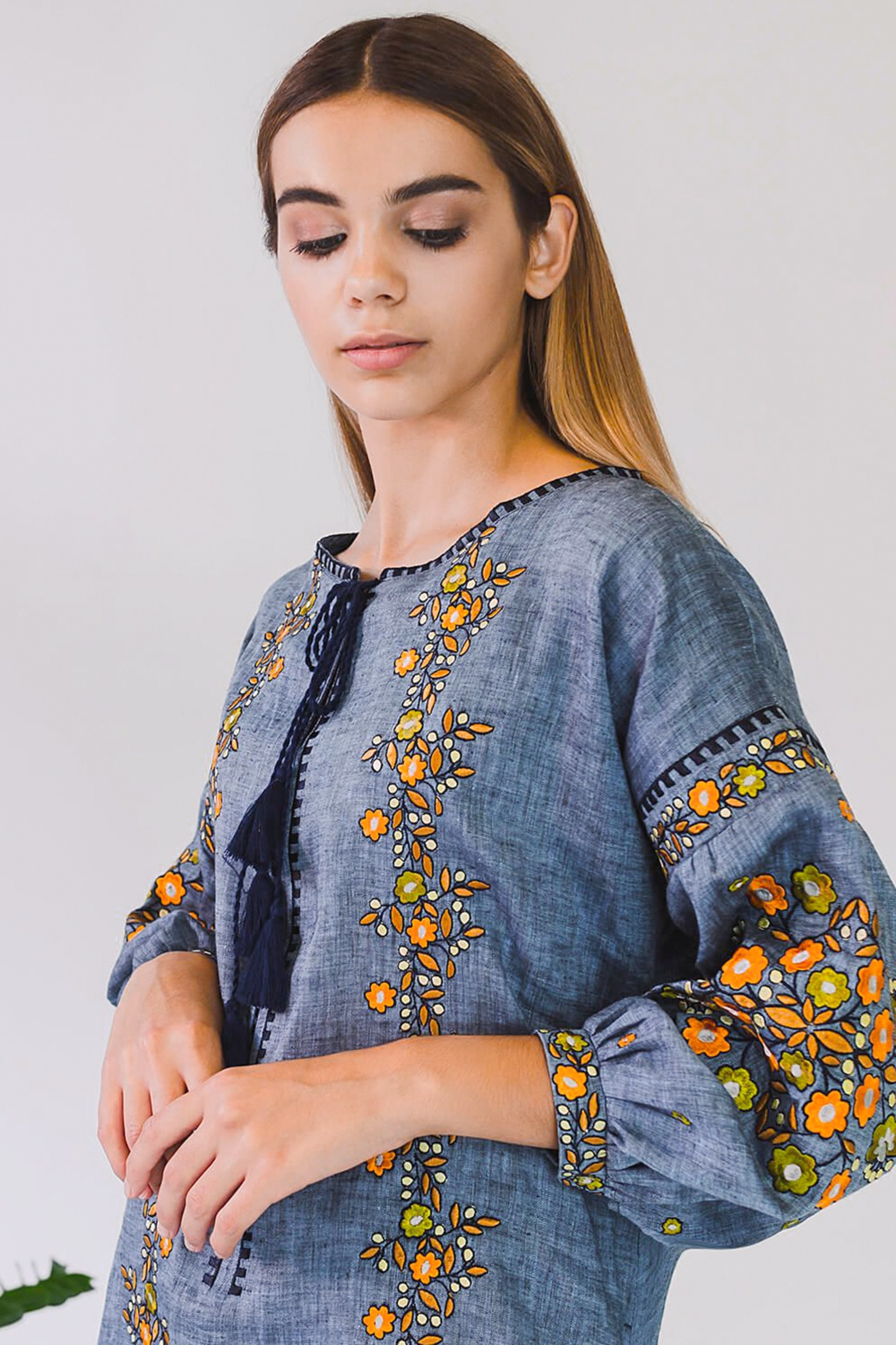 Жіноча вишита сукня Denim