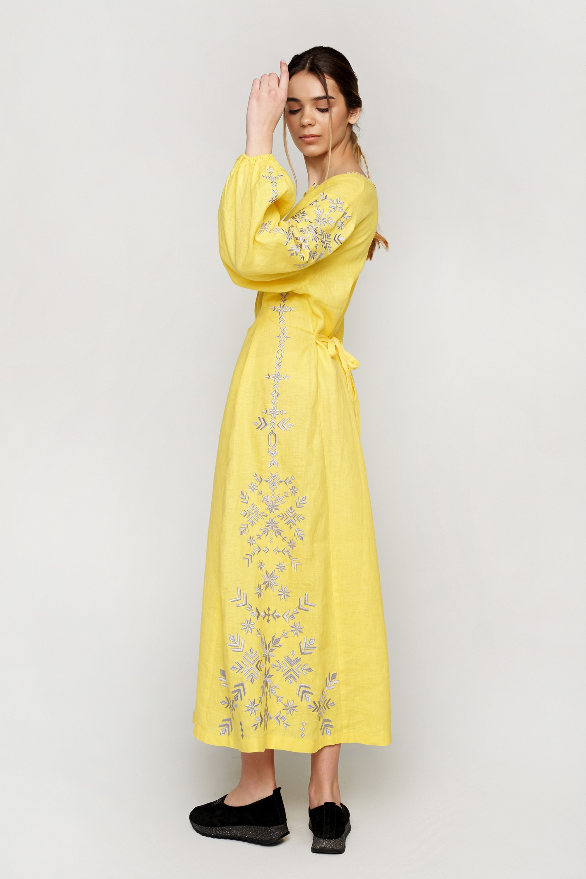 Women's embroidered dress Yellow