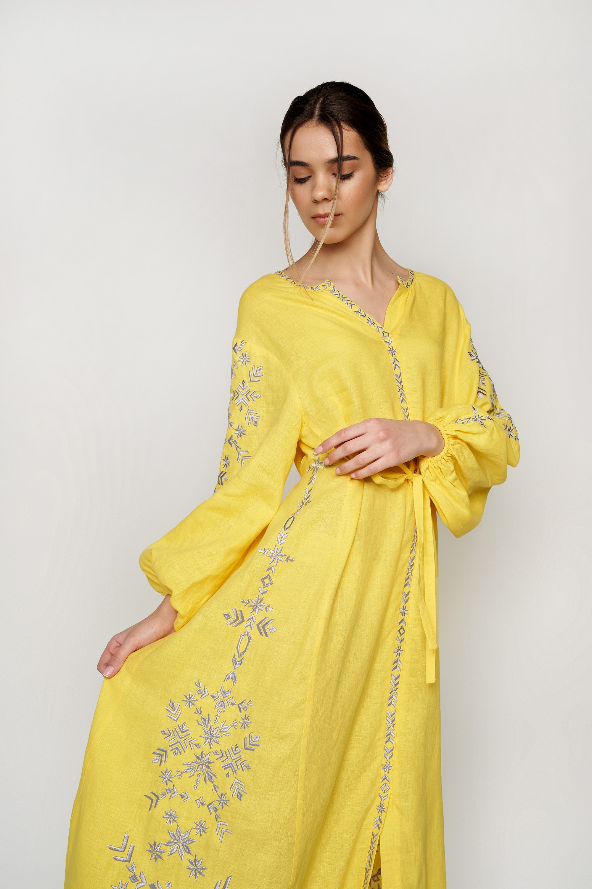 Жіноча вишита сукня Yellow