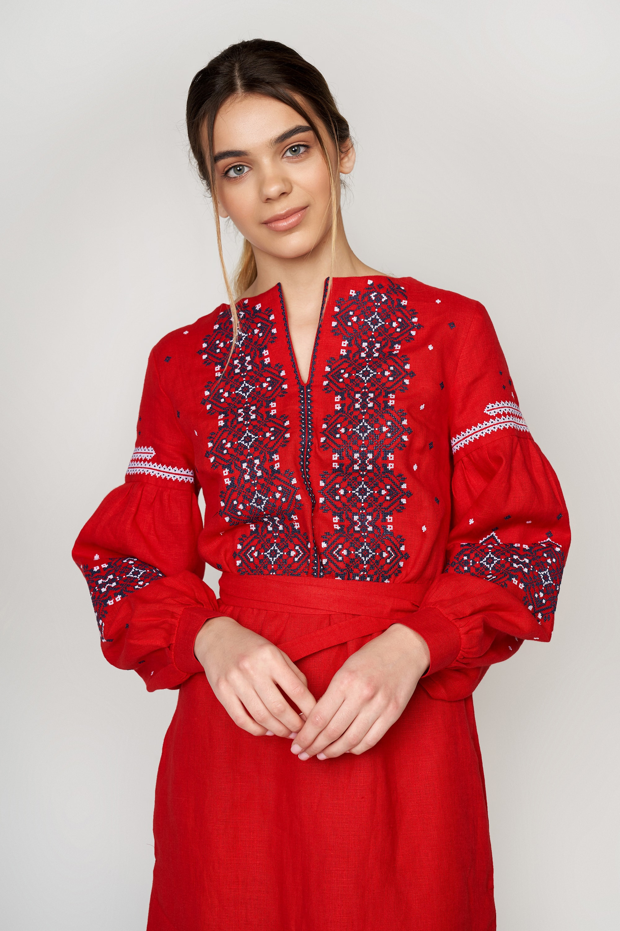 Жіноча вишита сукня Red 