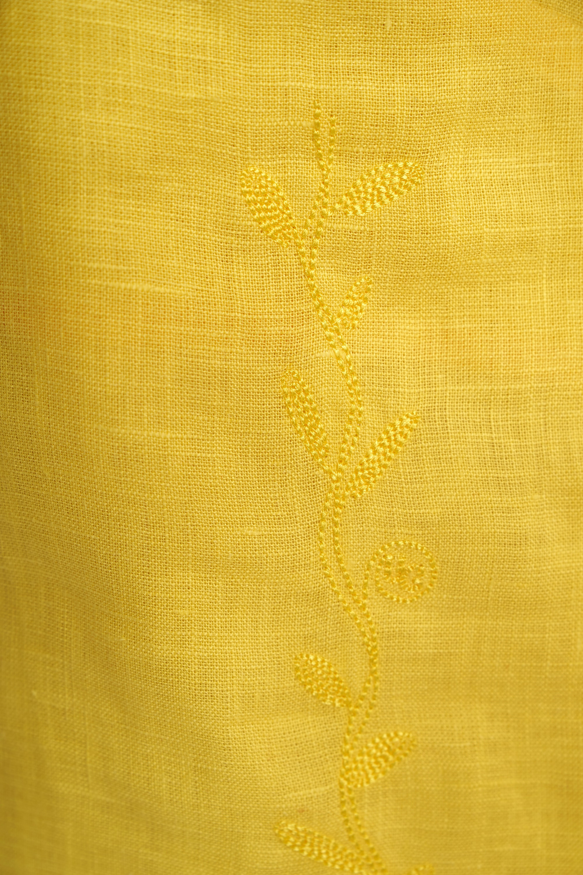 Жіноча вишита сукня на бретелях Yellow