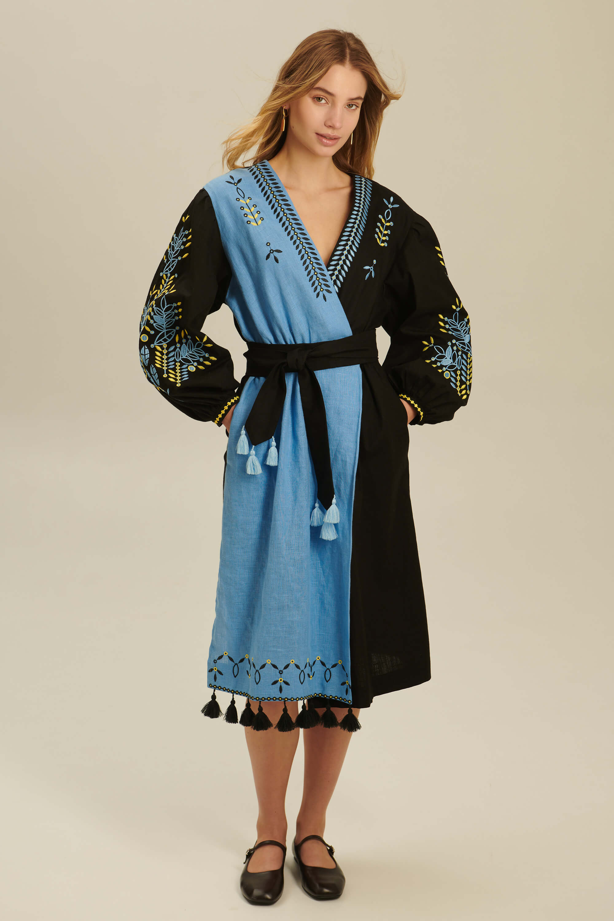 Women's linen embroidered dress Rye