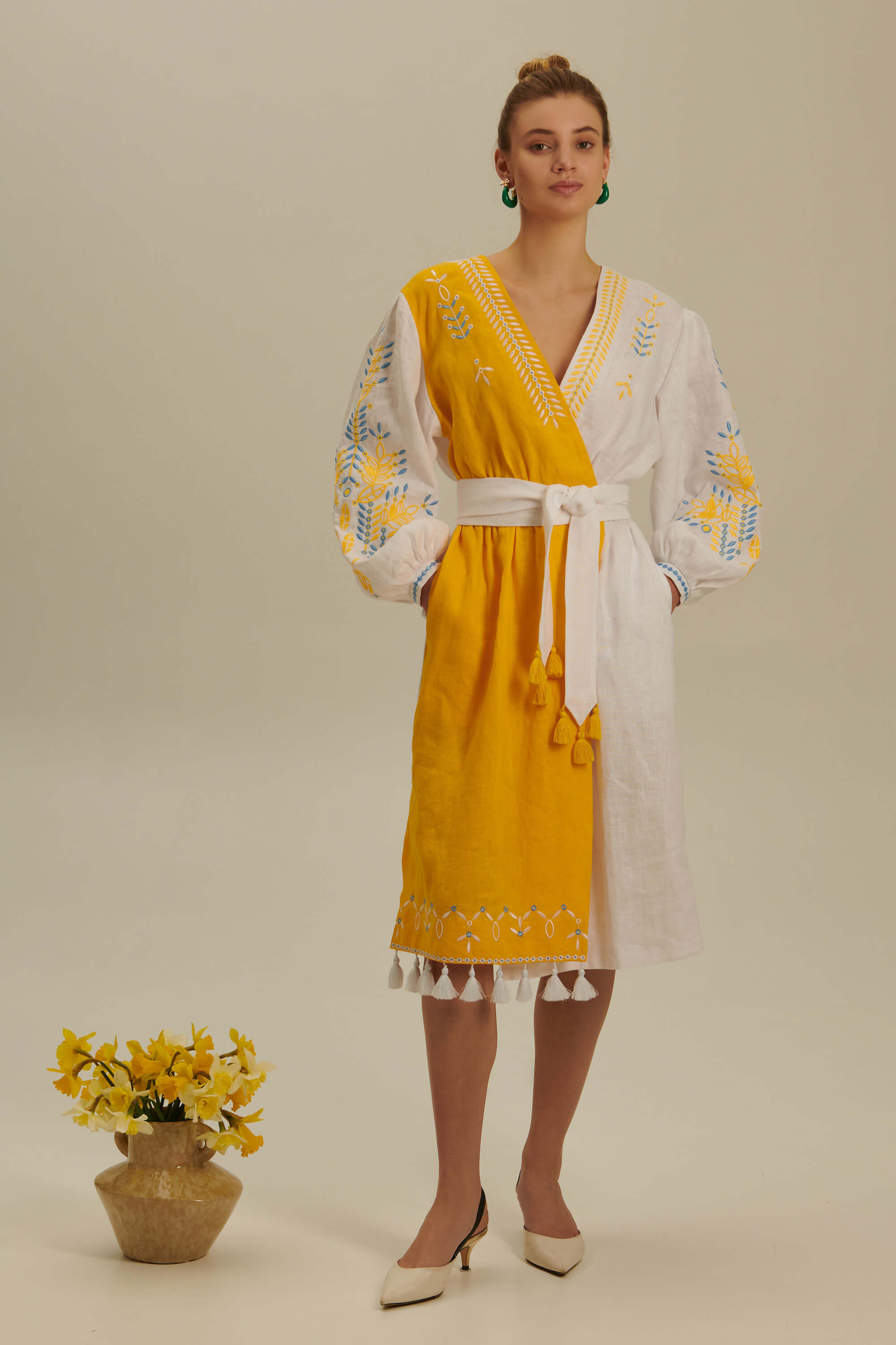 Women's linen embroidered dress Rye 2 | S | 42-44