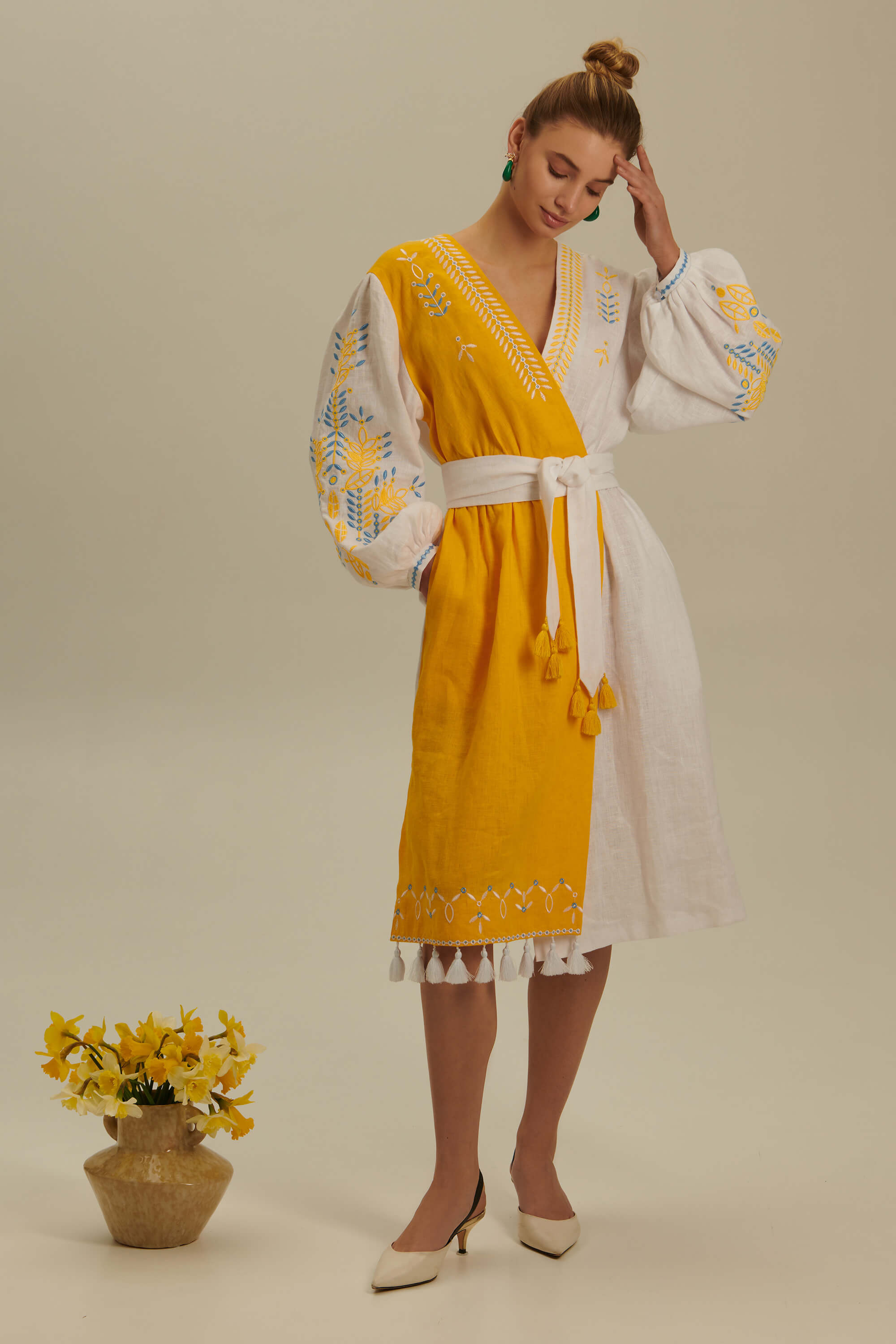 Women's linen embroidered dress Rye 2 | S | 42-44