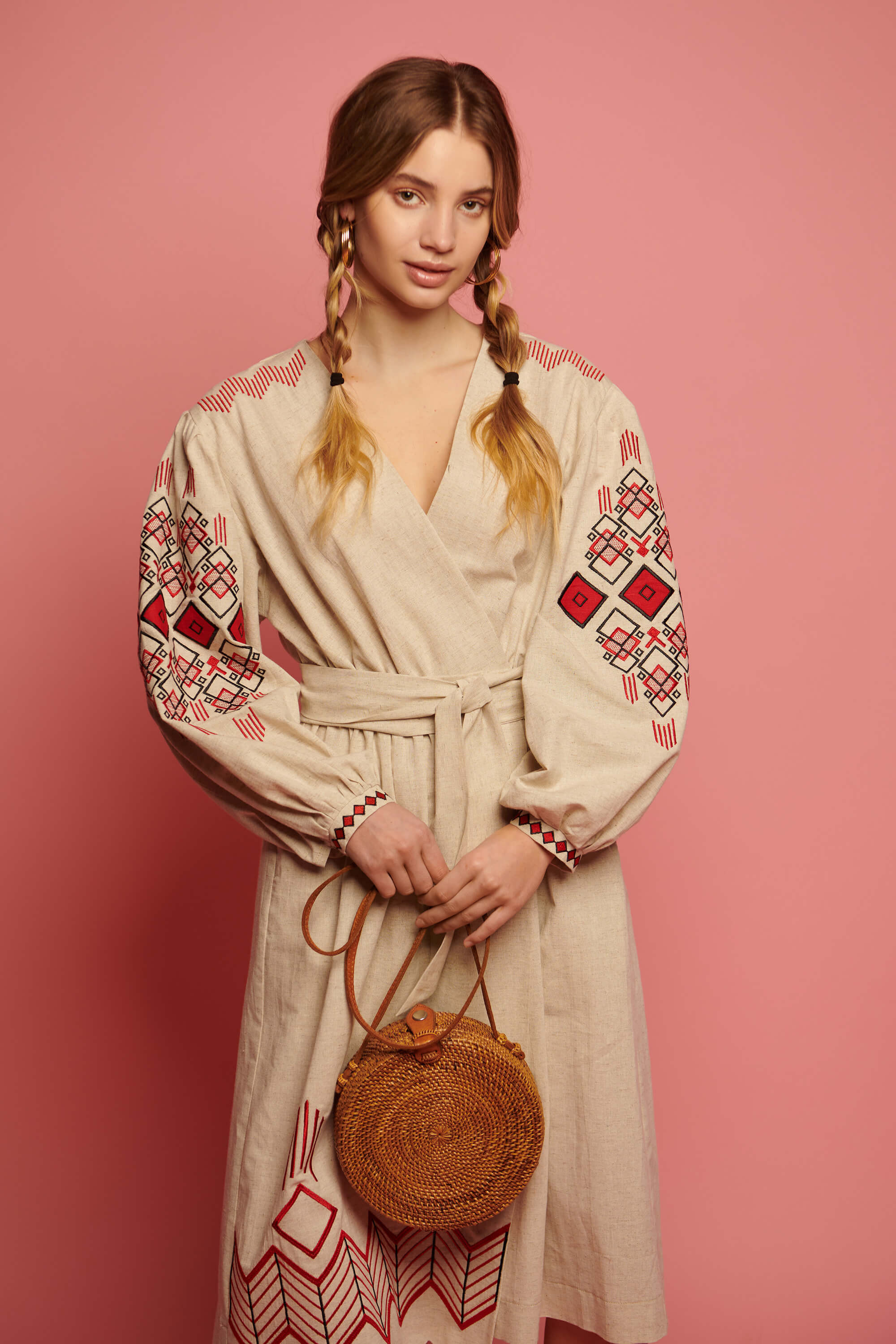 Women's linen embroidered dress Wave 3 | S | 42-44