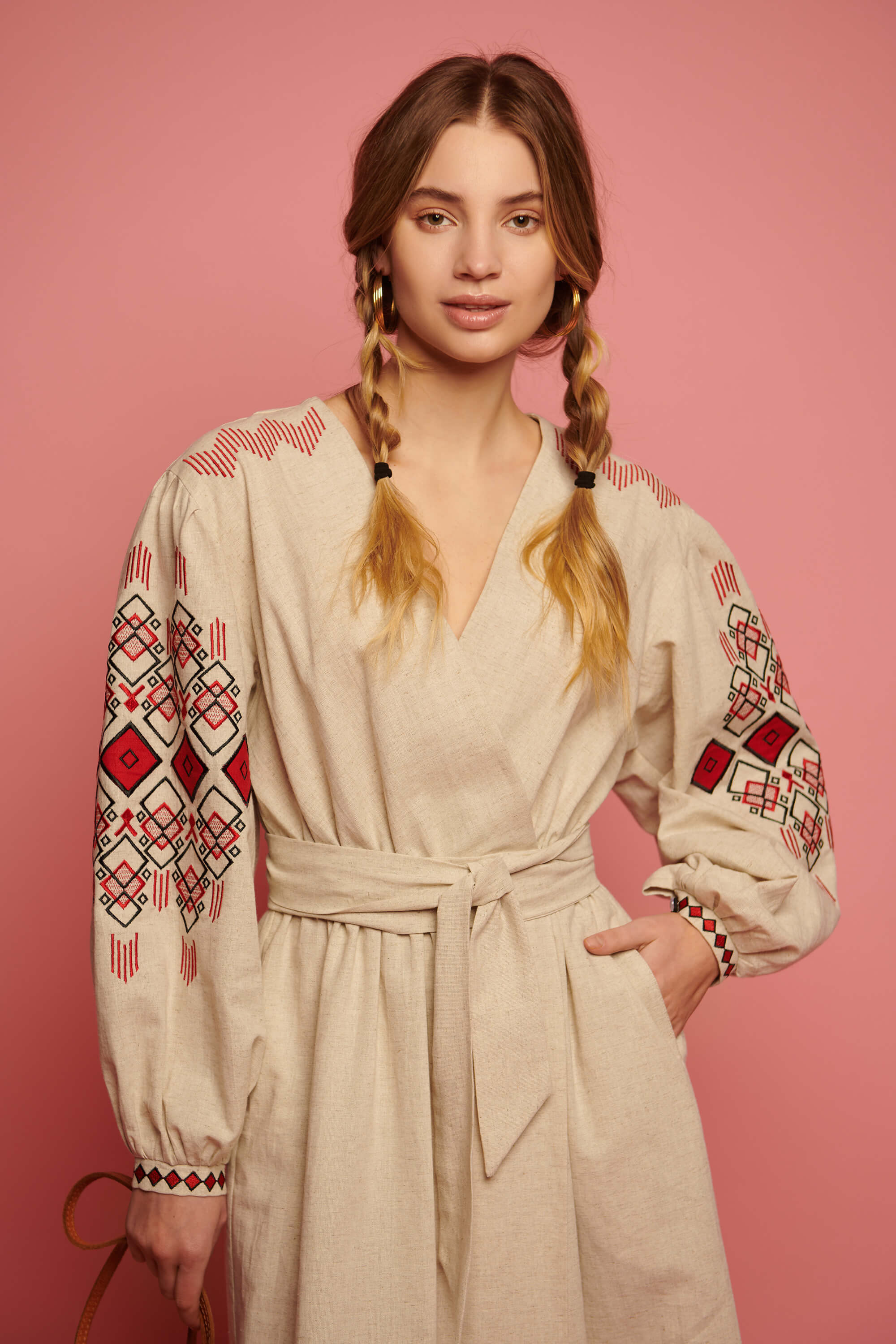Women's linen embroidered dress Wave 3 | S | 42-44