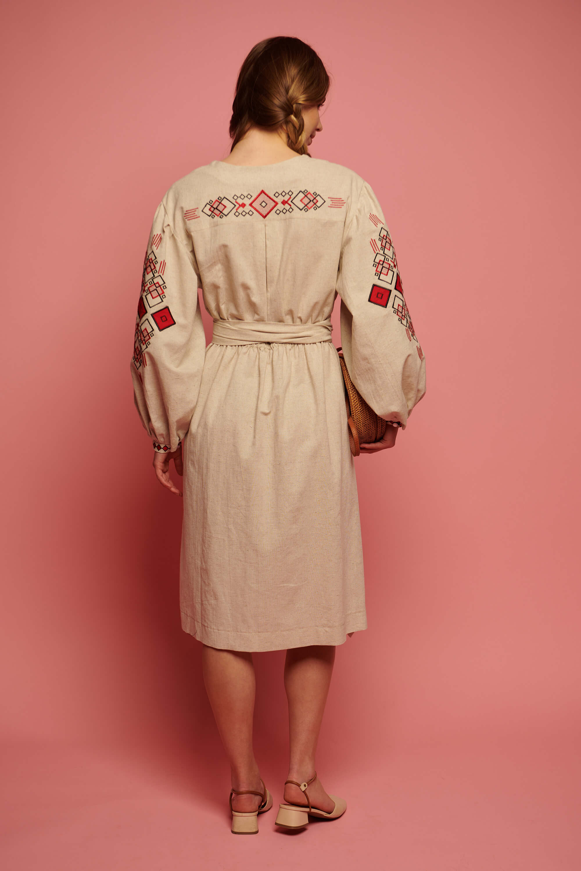 Women's linen embroidered dress Wave 3 | S | 42-44