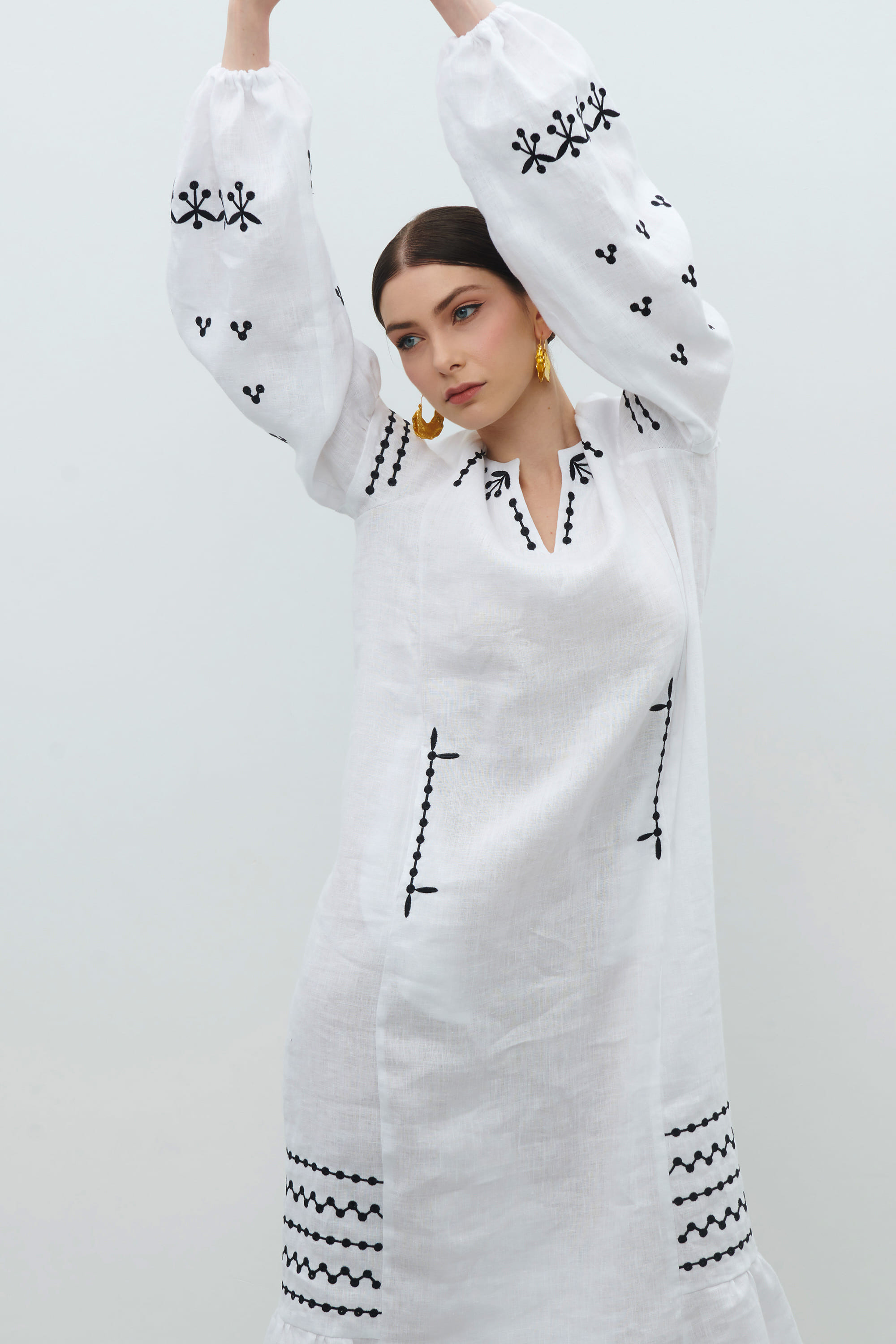 Dovga embroidered white cloth cloth Vinok | S | 42-44