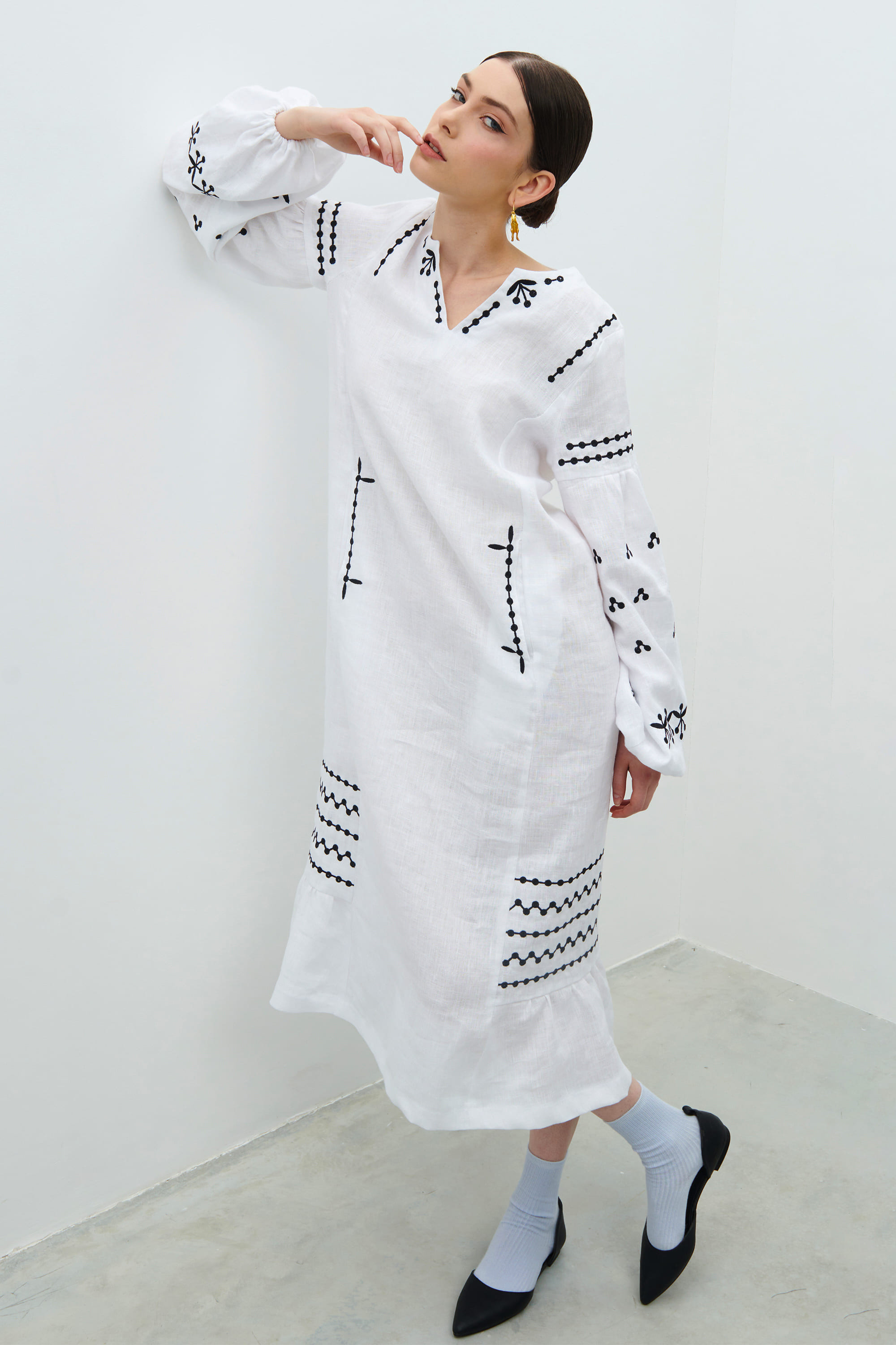 Dovga embroidered white cloth cloth Vinok | S | 42-44