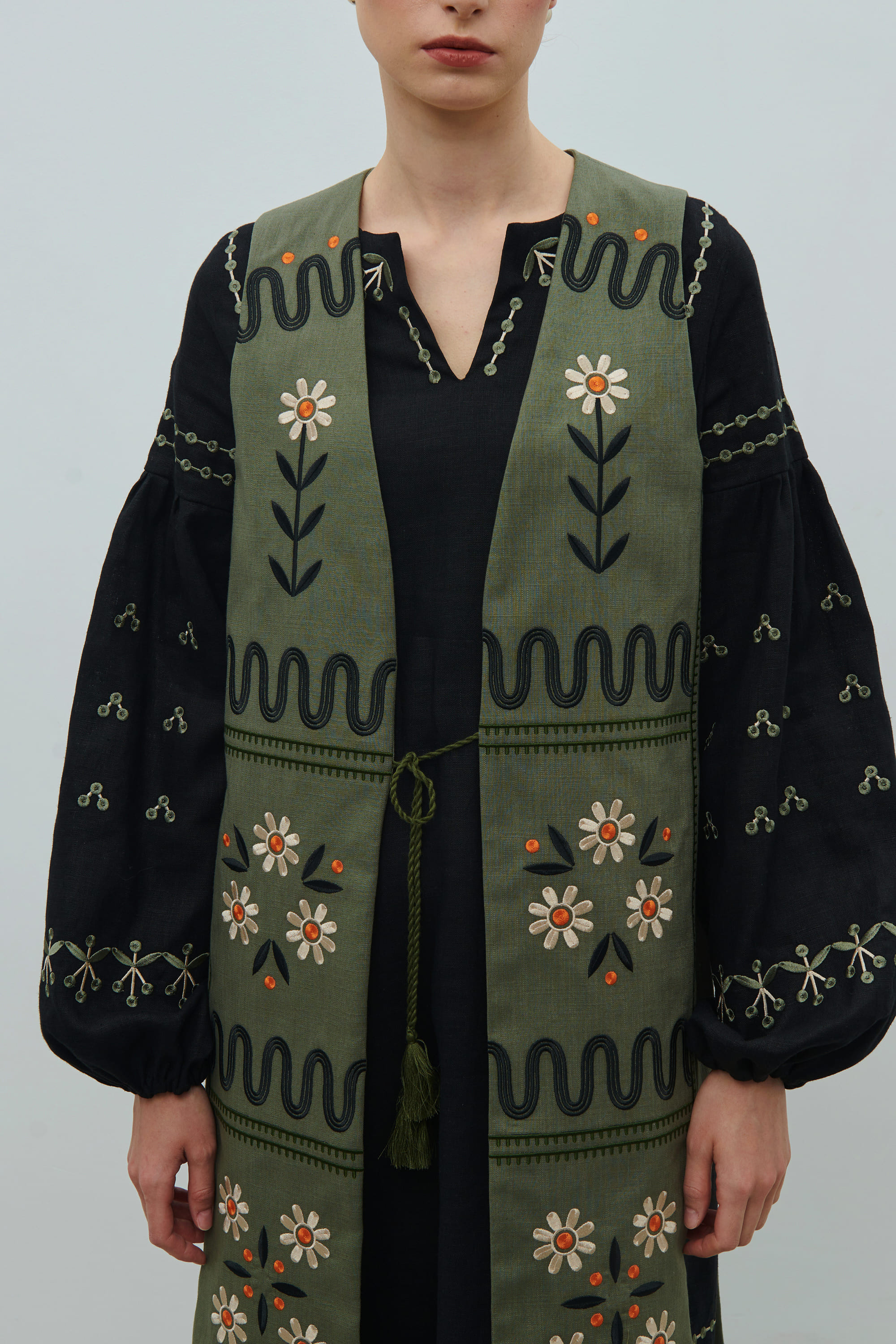 Linen set of dress and vest "Wreath"